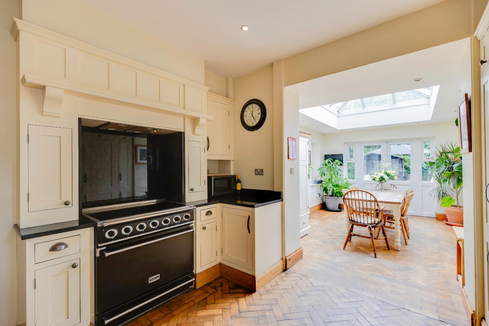 Downside House, Cattery & Equestrian Facilities, Sully Road, Penarth, CF64 2TR